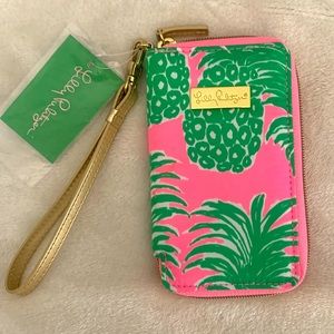 Lilly Pulitzer Wristlet - new with tags
